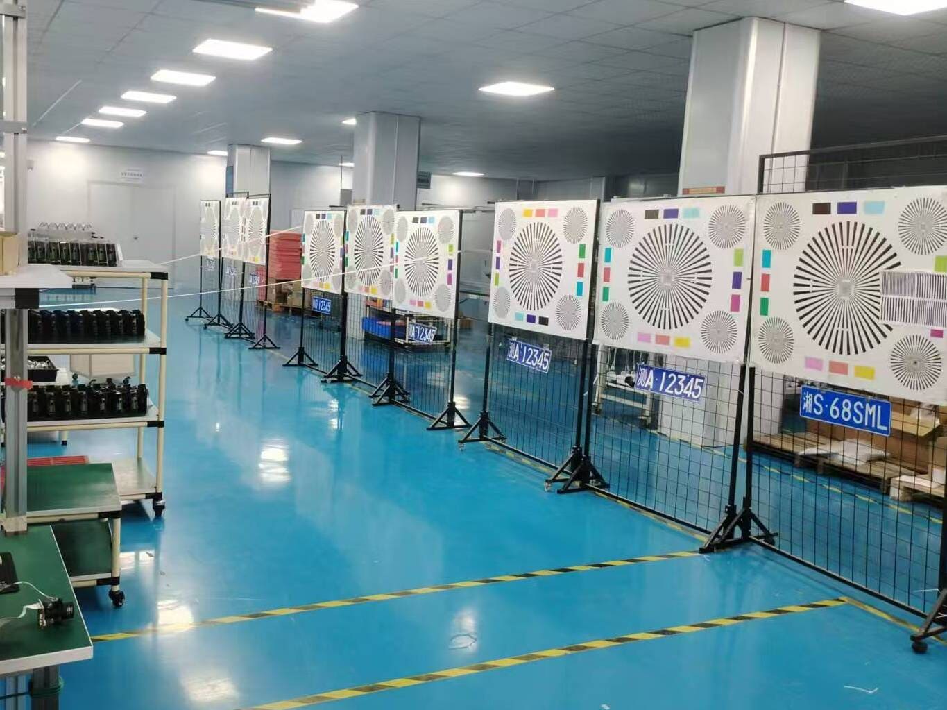 Линия сборки ANPR камер